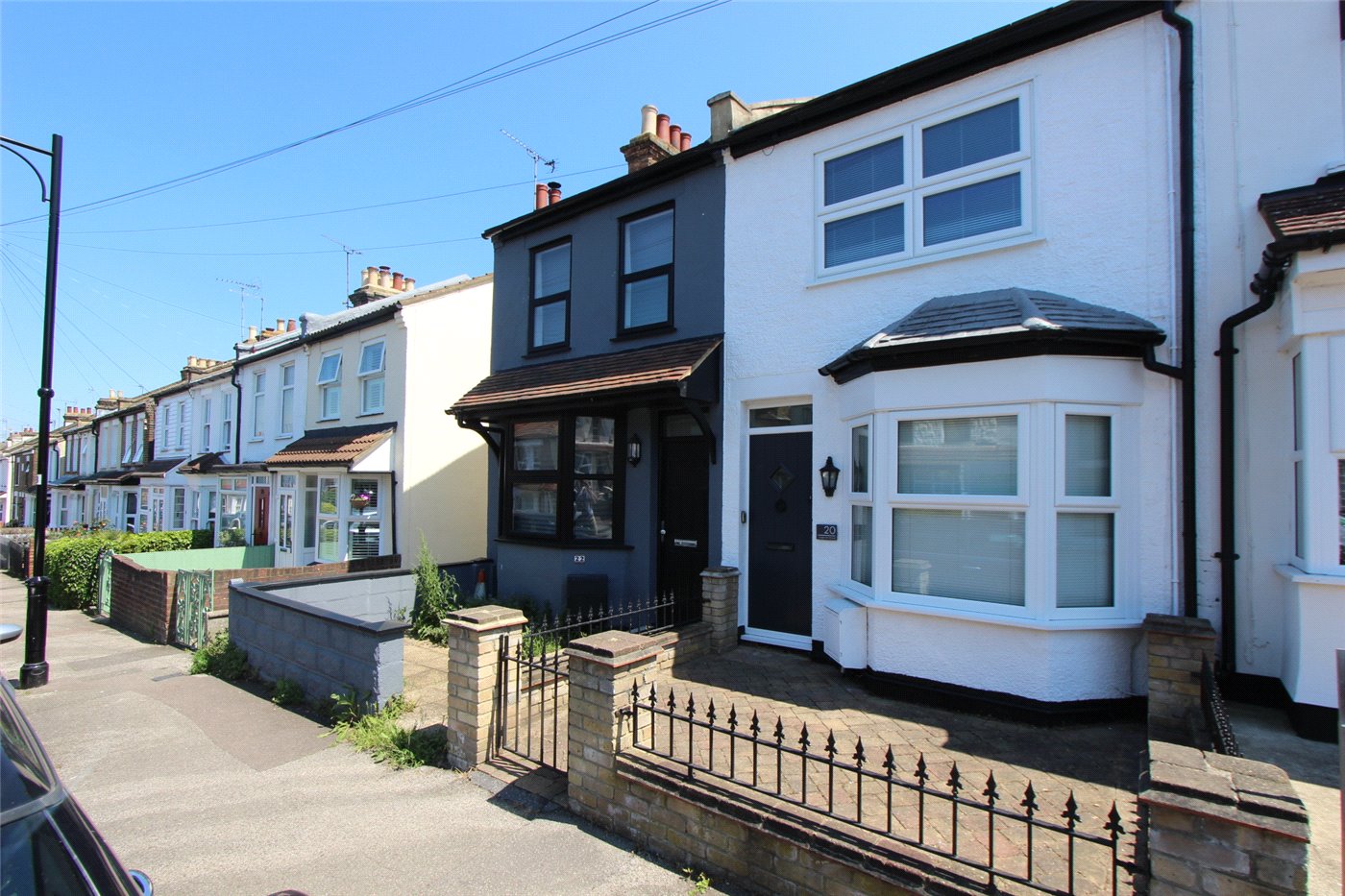 2 bedroom property to rent in Leighville Grove, LeighonSea, SS9 (Ref