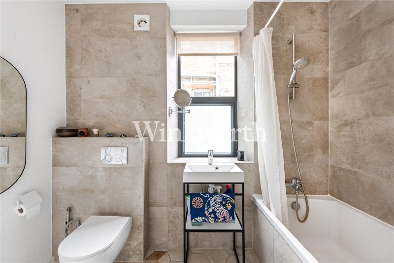 Duckett Road, London, N4
