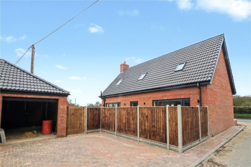 Dereham Road, Whinburgh, Dereham, Norfolk, NR19