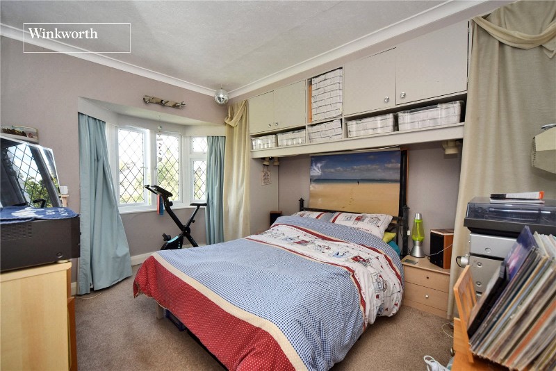 Tudor Avenue, Worcester Park, KT4