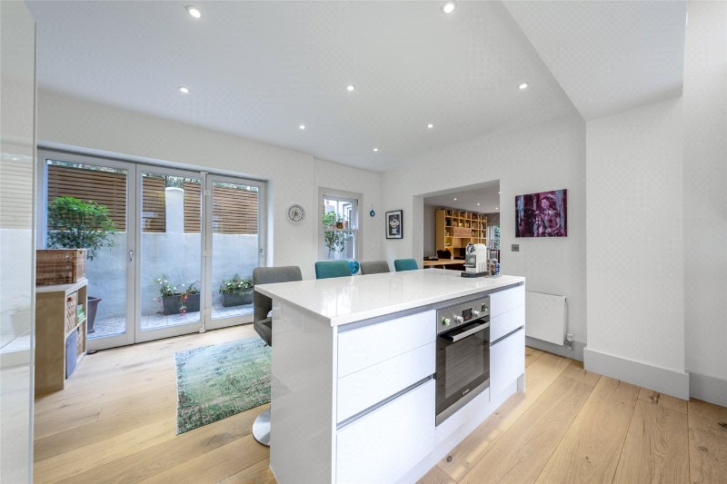 Sutherland Avenue, Maida Vale, London, W9
