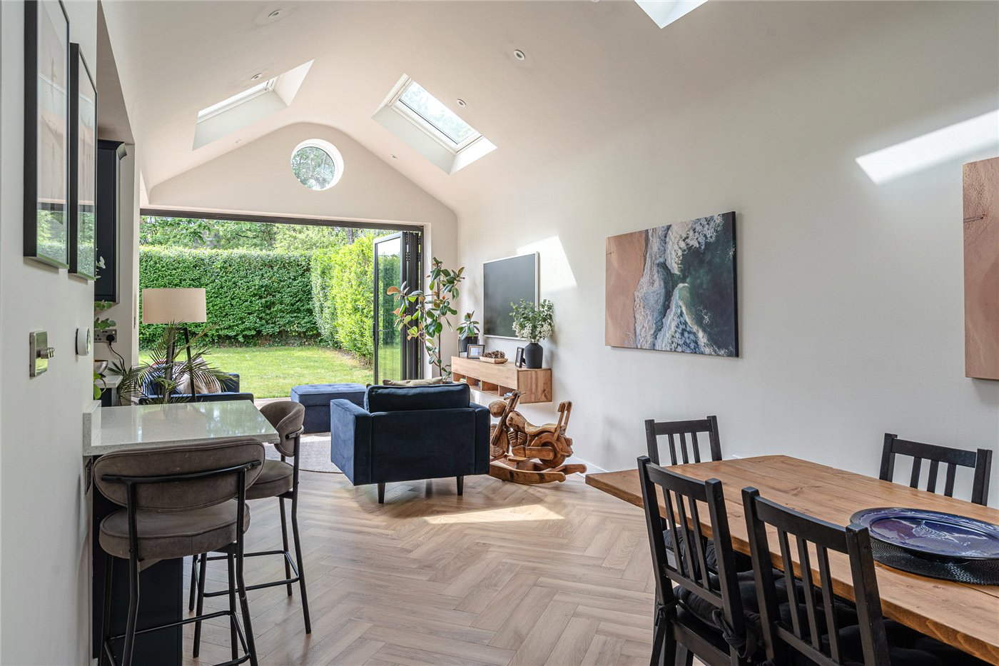 Sunray Avenue, London, SE24