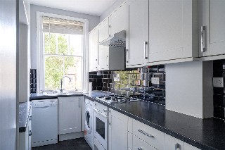 Killieser Avenue, London, SW2