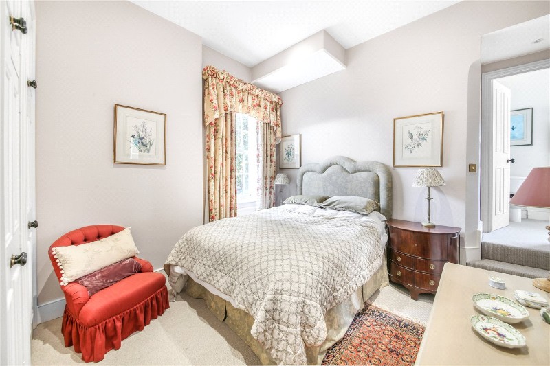 Pembridge Place, London, W2