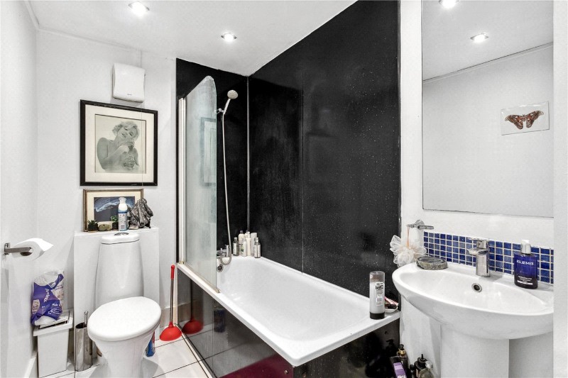 Narford Road, London, E5