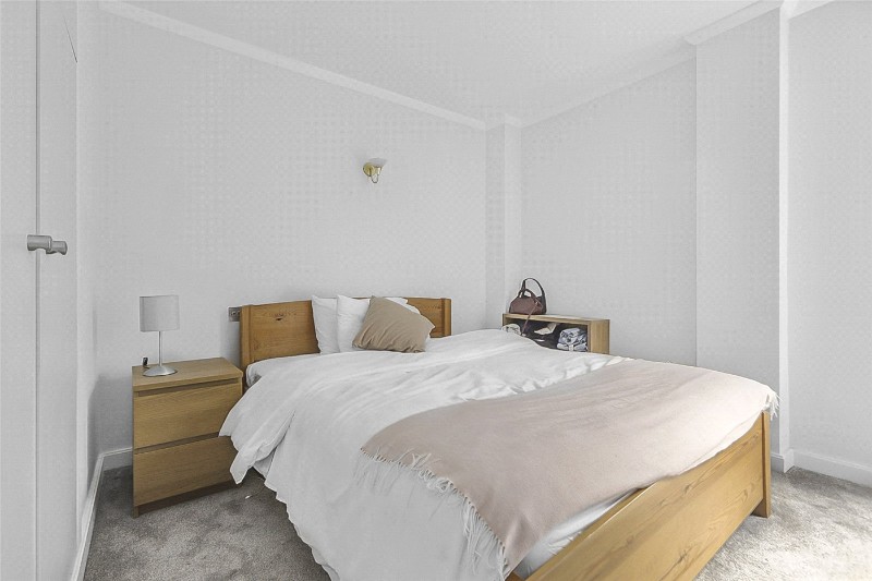 High Holborn, London, WC1V