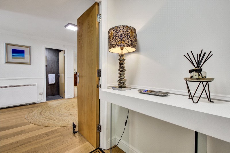 Greenfell Mansions, Glaisher Street, London, SE8