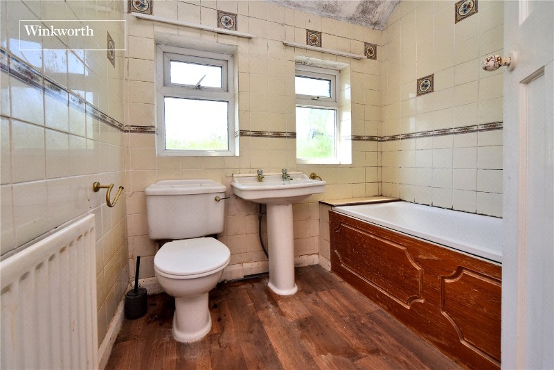 Staines Avenue, Cheam, Sutton, SM3