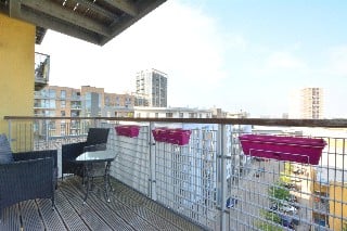 Tarves Way, London, SE10