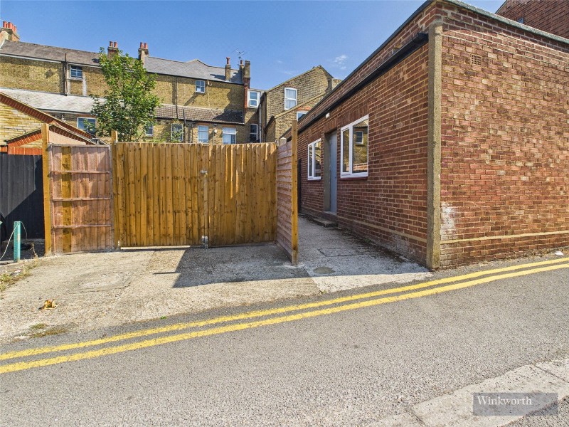 Brighton Road, Surbiton, KT6