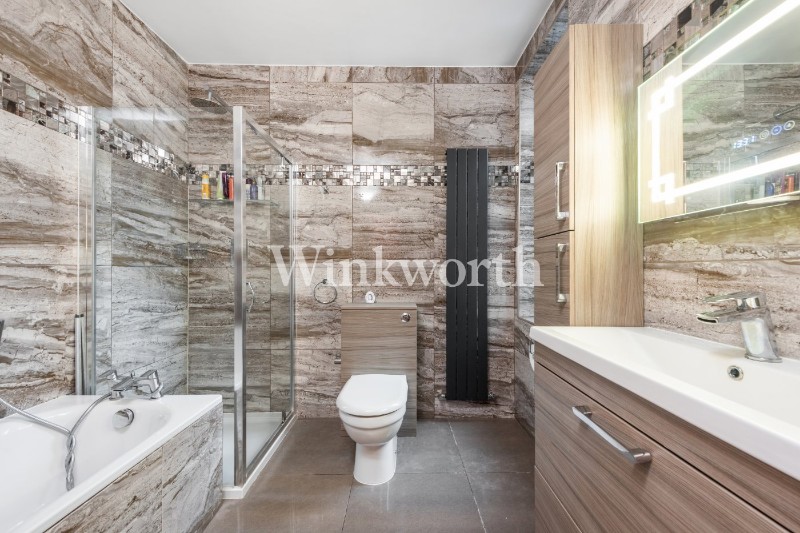 Broomfield Avenue, London, N13