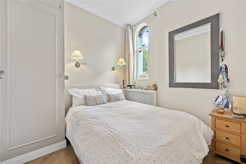 Strathmore Gardens, London, W8