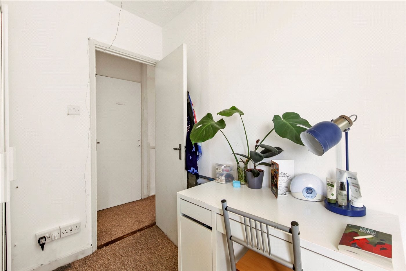 3 bedroom property for sale in Kennistoun House, Leighton Road, London