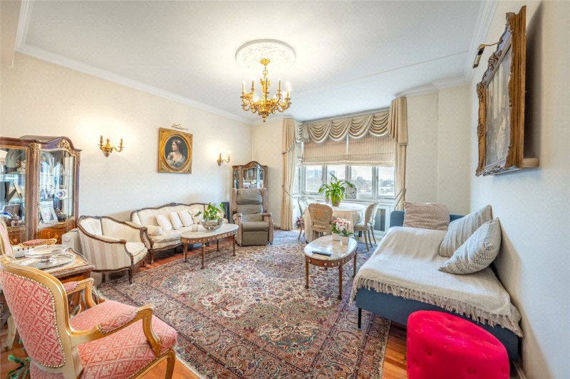 Aberdeen Court, Maida Vale, London, W9