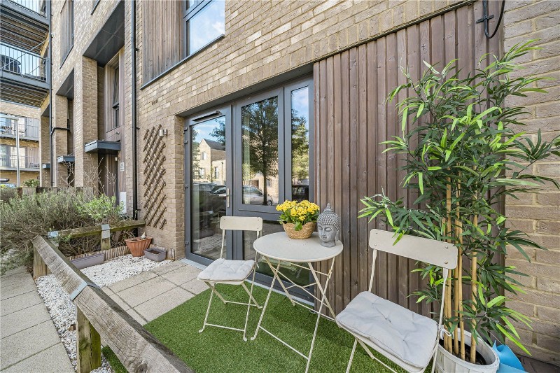 Fisher Close, London, SE16
