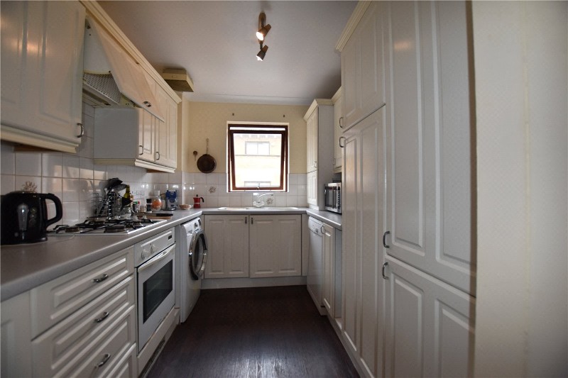 Plover Way, London, SE16