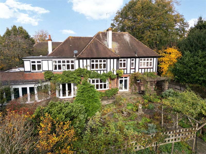 Westmead, London, SW15