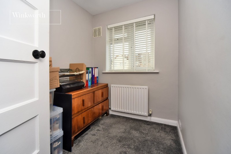 Kingshill Avenue, Worcester Park, KT4