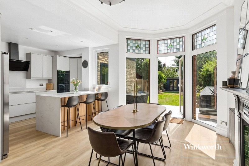 Lansdowne Road, Finchley, London, N3