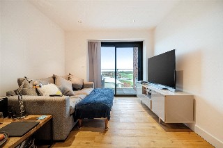 Kingman Way, Newbury, Berkshire, RG14