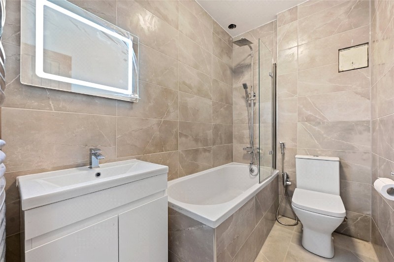 Aynhoe Road, Brook Green, London, W14