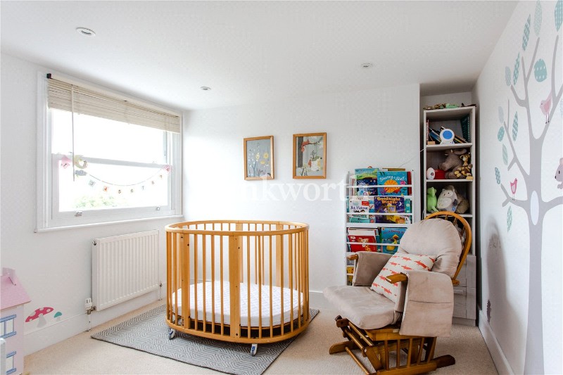 Duckett Road, London, N4