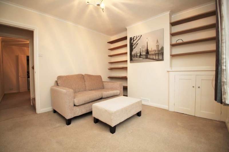 Queens Cottages, Reading, Berkshire, RG1