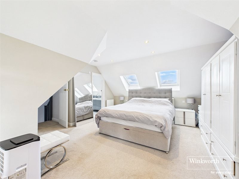 Oak Tree Road, Tilehurst, Reading, Berkshire, RG31