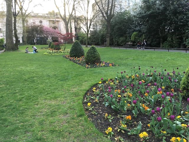 Porchester Square, London, W2