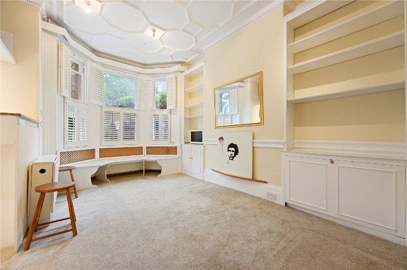Airlie Gardens, Kensington, London, W8