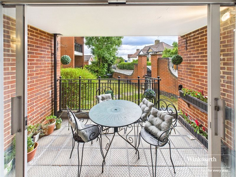 Regency Crescent, Hendon, London, NW4
