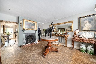 High Street, Ramsbury, Marlborough, Wiltshire, SN8