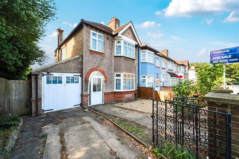 Bromley Road, London, SE6