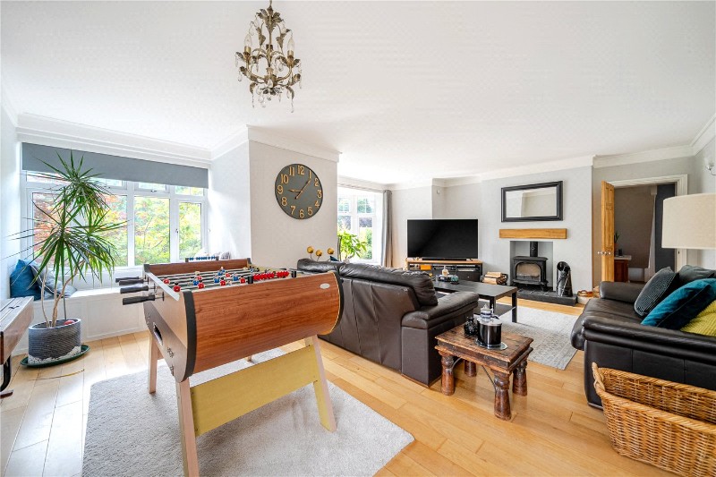 Sandrock Hill Road, Wrecclesham, Farnham, Surrey, GU10