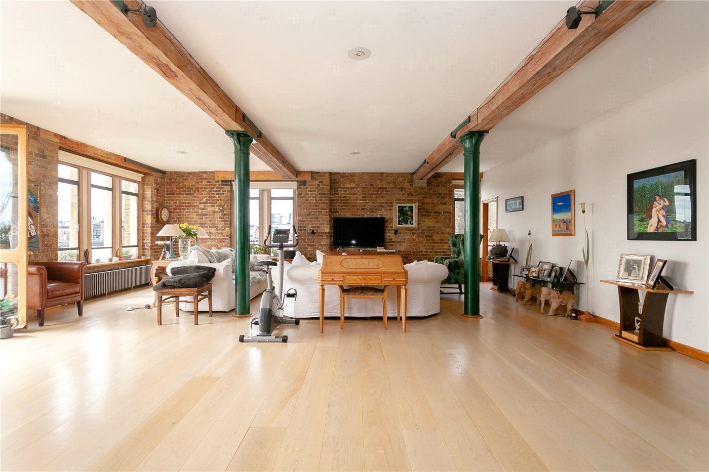 Estate & Letting Agents in Shoreditch, E1 Houses & Flats for Sale and to Rent in Shoreditch
