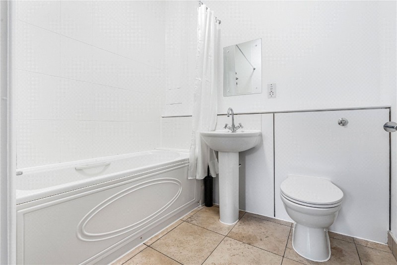 East End Road, East Finchley, London, N2