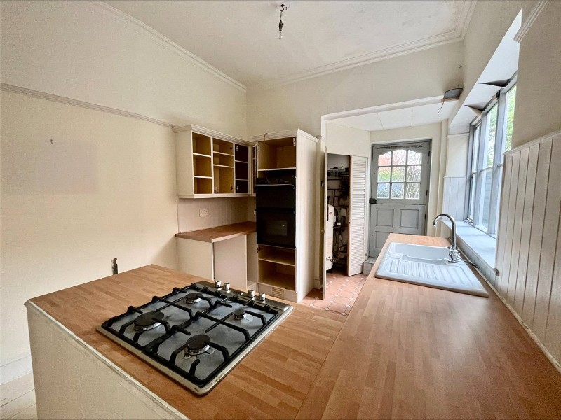 Groveley Road, Bournemouth, BH4