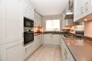 Woodfield Place, Binfield, Bracknell, Berkshire, RG42