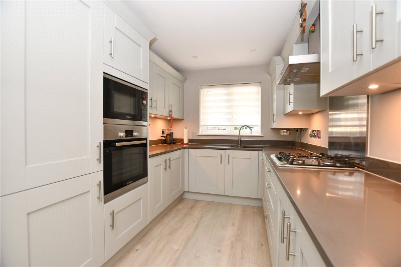 Woodfield Place, Binfield, Bracknell, Berkshire, RG42