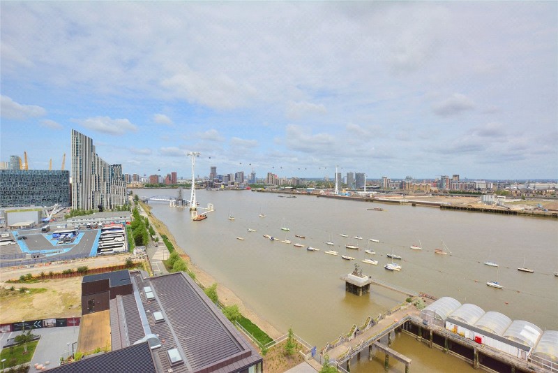 Pilot Walk, London, SE10