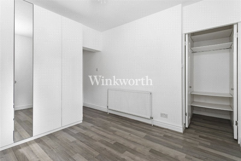 Haslemere Road, London, N21