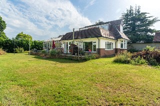 Highfield Road, Corfe Mullen, Wimborne, Dorset, BH21