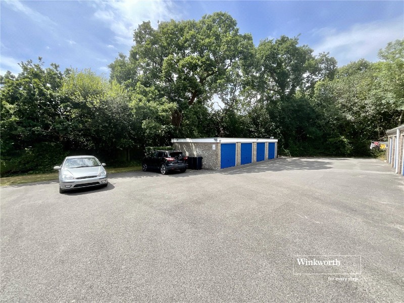 Manning Avenue, Highcliffe, Dorset, BH23