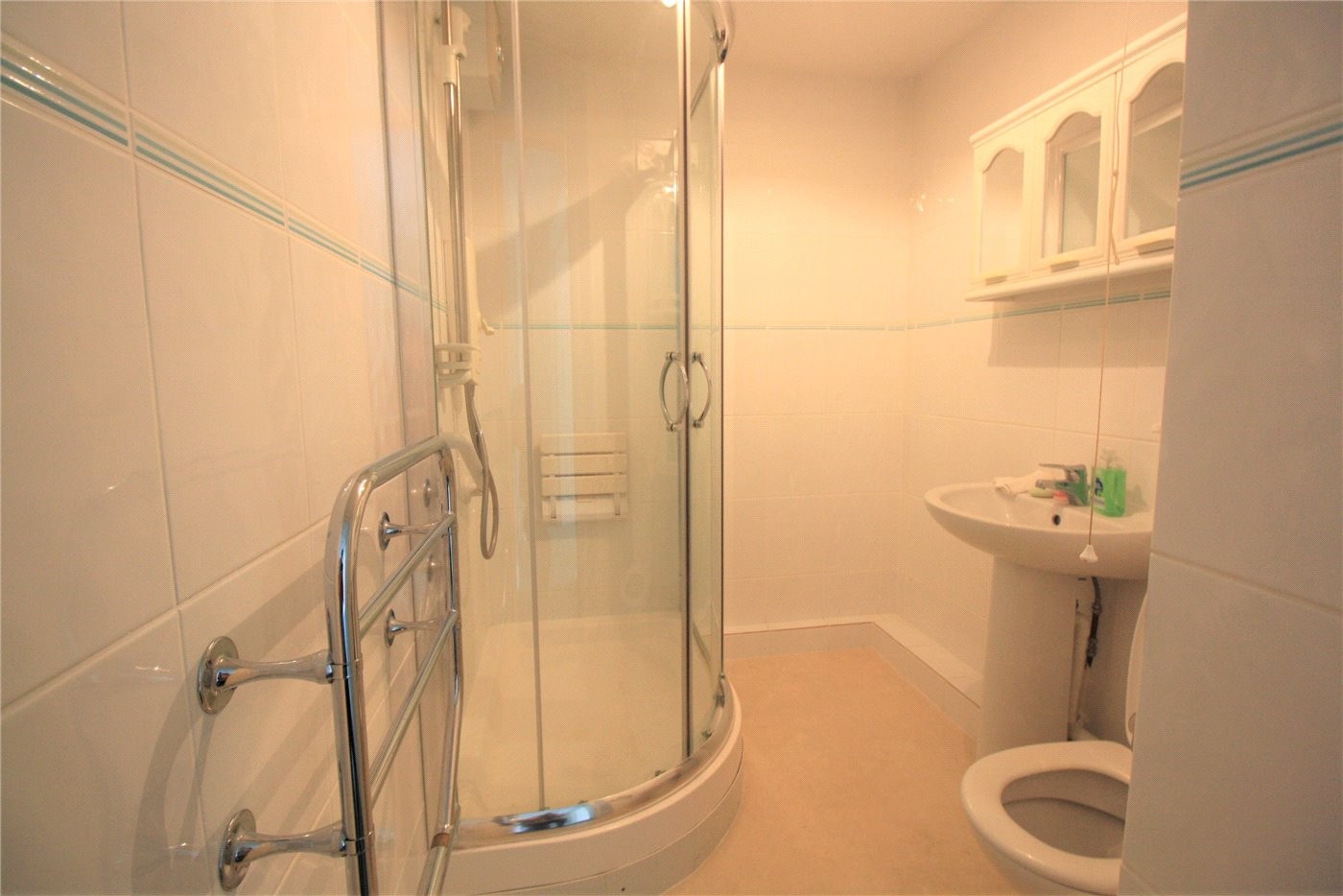 2 bedroom property for sale in Old School Close, Stokenchurch, High