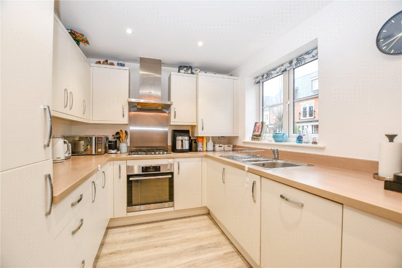 Morris Close, Winnersh, Wokingham, Berkshire, RG41