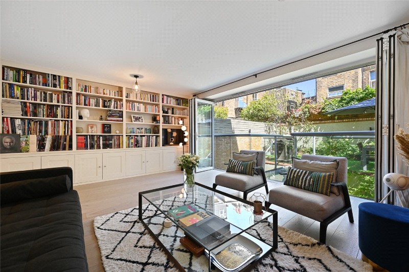 Devonport Road, London, W12