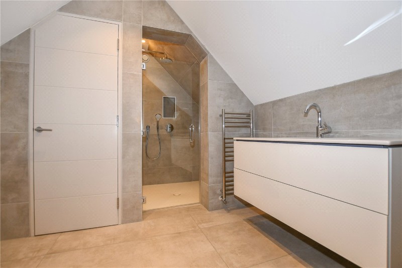 New Wokingham Road, Crowthorne, Berkshire, RG45