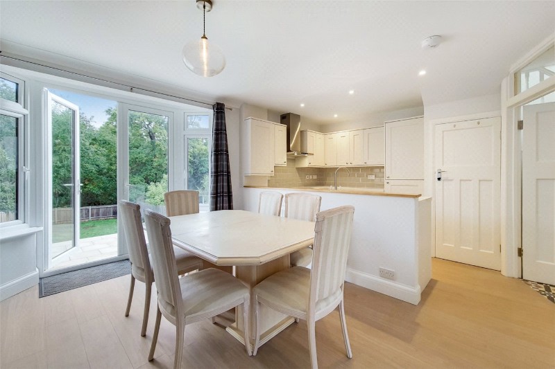 Elmbridge Avenue, Surbiton, KT5