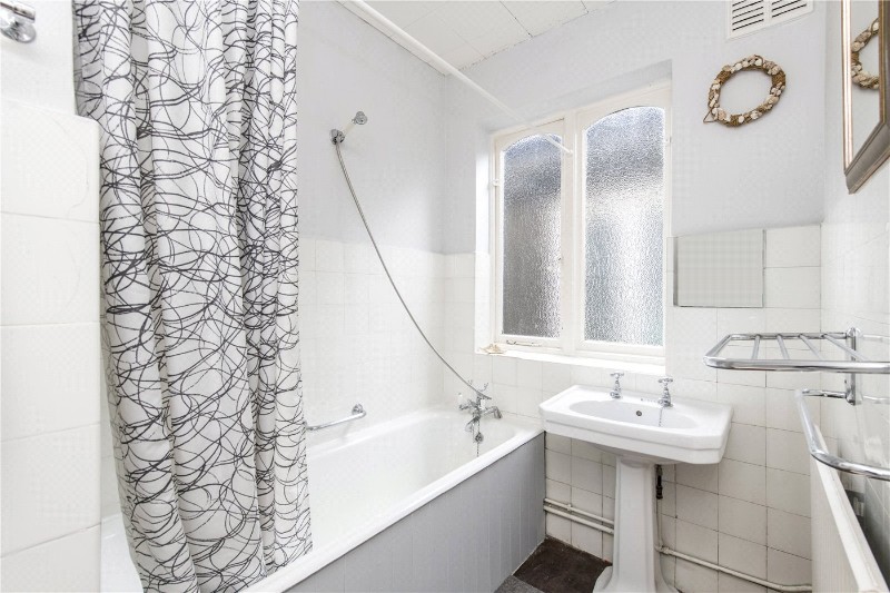 Woodbourne Avenue, London, SW16