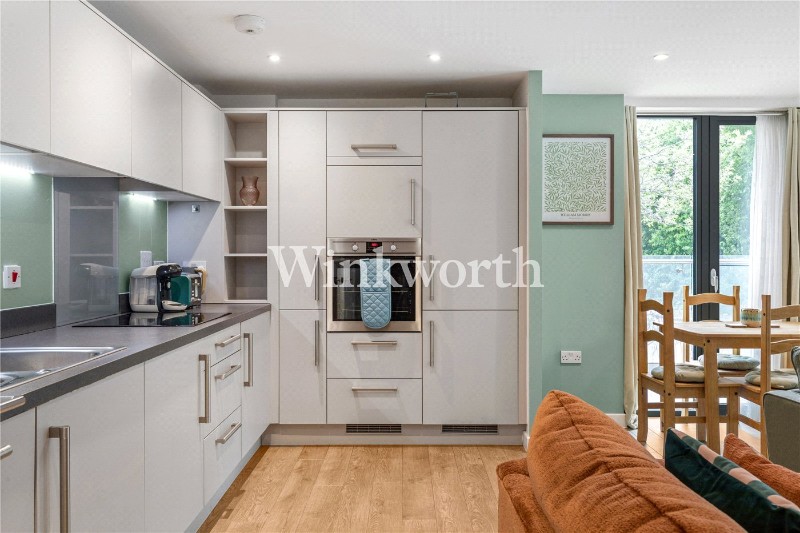 Lapwing Heights, Waterside Way, London, N17